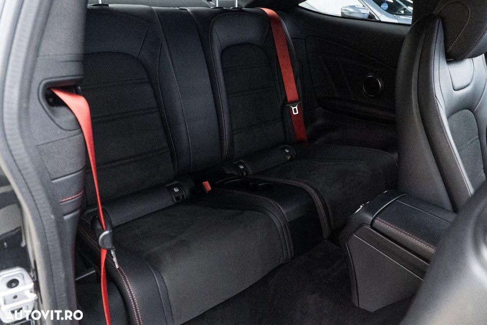 Mercedes-Benz C 43 AMG - 8