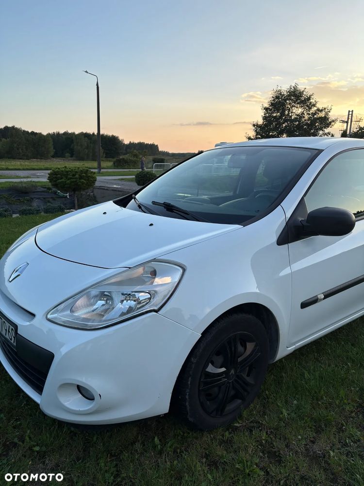 Renault Clio 1.5 dCi Alize - 3