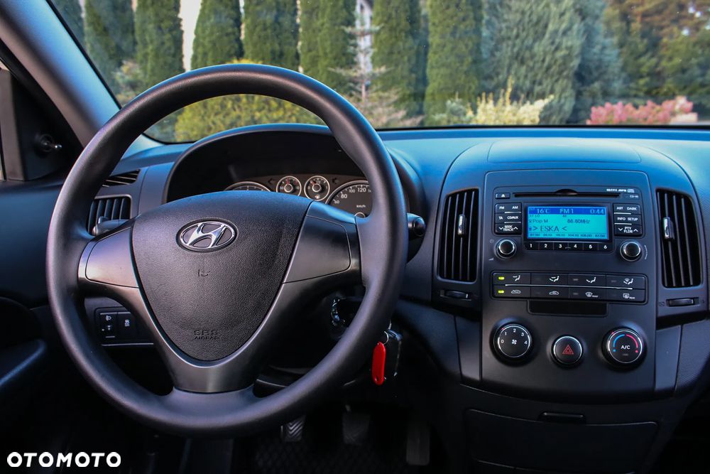 Hyundai i30 i30cw 1.4 Edition 20 - 23