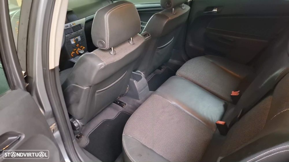 Opel Astra 1.4 Cosmo - 10