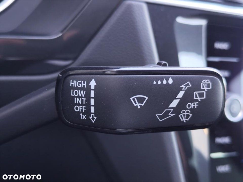 Volkswagen Tiguan - 24