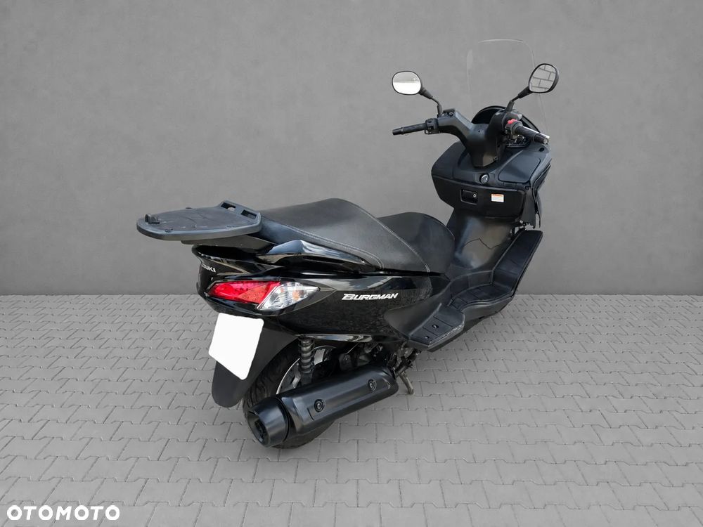 Suzuki Burgman - 5
