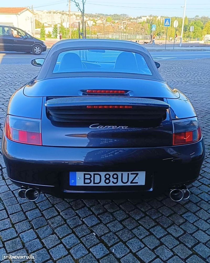 Porsche 911 Série F - 7
