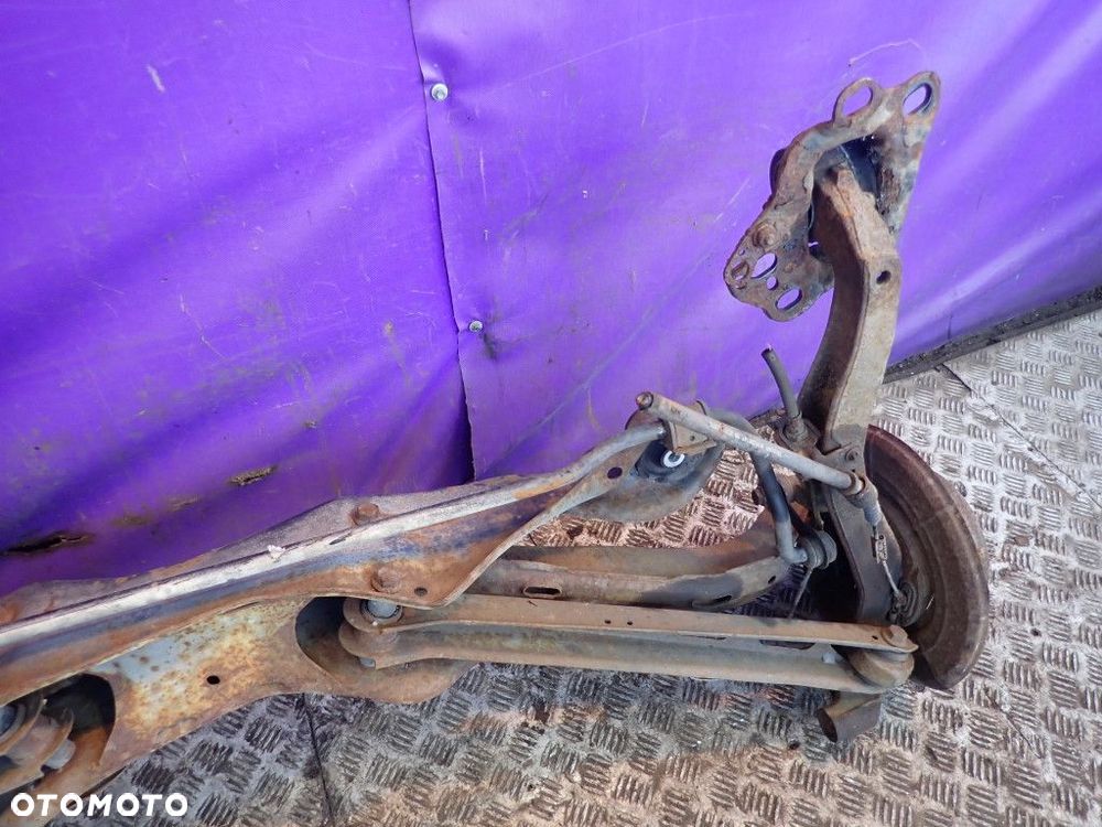 OPEL VECTRA B SANKI TRAWERS TYŁ - 6