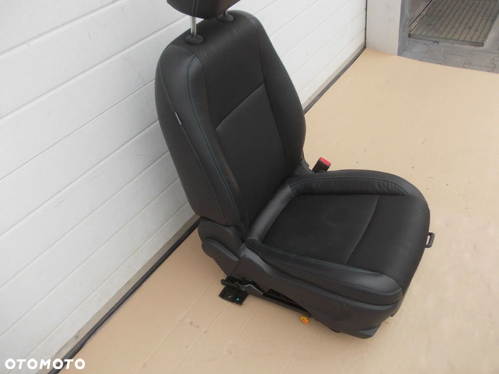 Komplet foteli Chevrolet Trax europa - 30