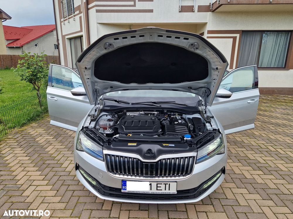 Skoda Superb 2.0 TDI DSG Ambition - 36