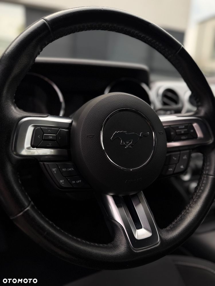 Ford Mustang 2.3 EcoBoost - 8