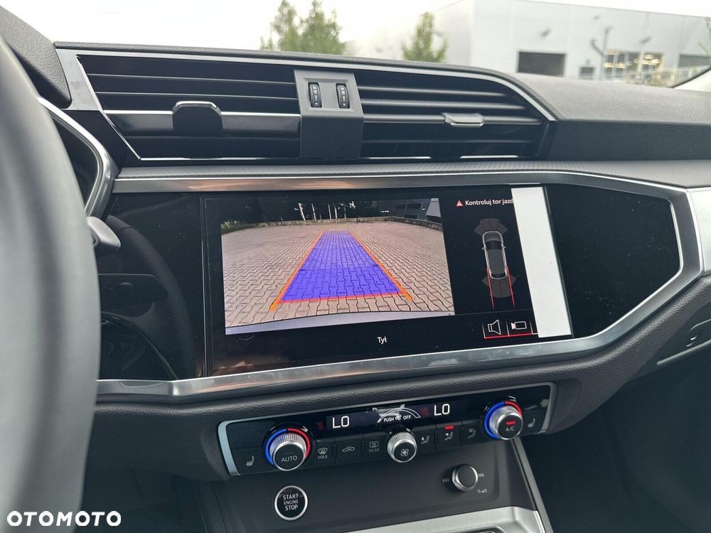 Audi Q3 Sportback - 15