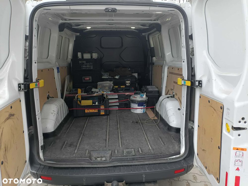 Ford TRANSIT CUSTOM - 11