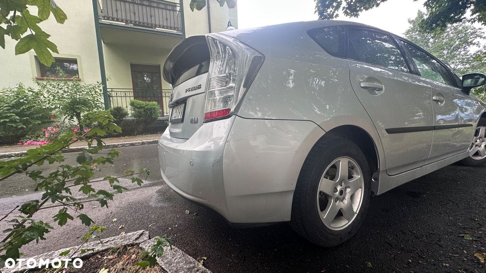 Toyota Prius - 8