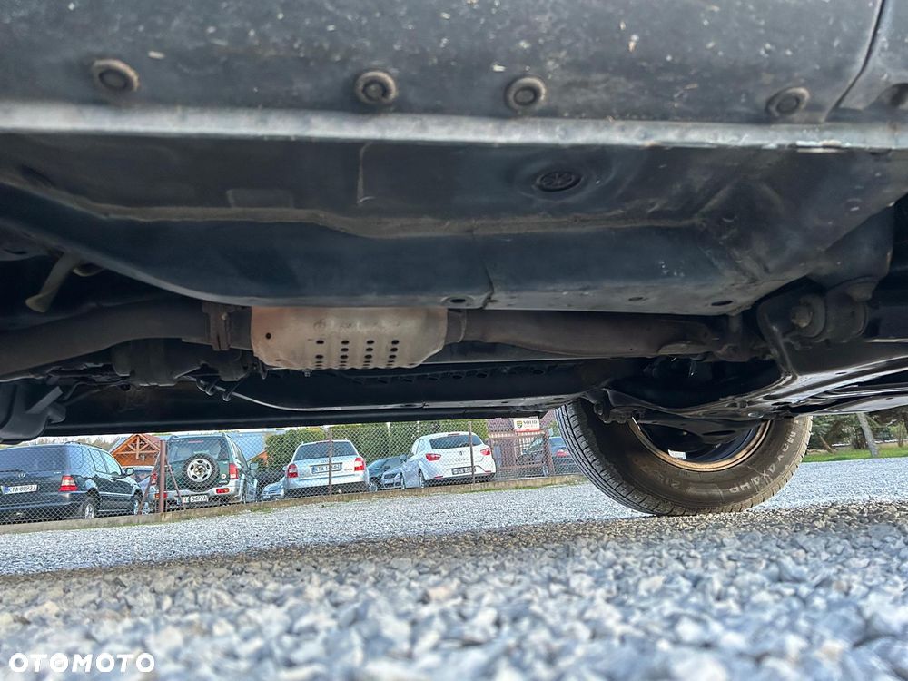 Toyota RAV4 - 8