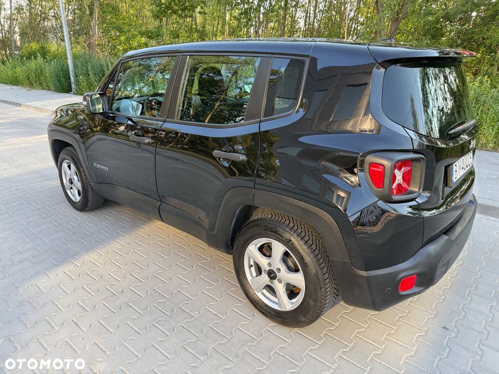 Jeep Renegade 1.6 E-TorQ Sport FWD - 3