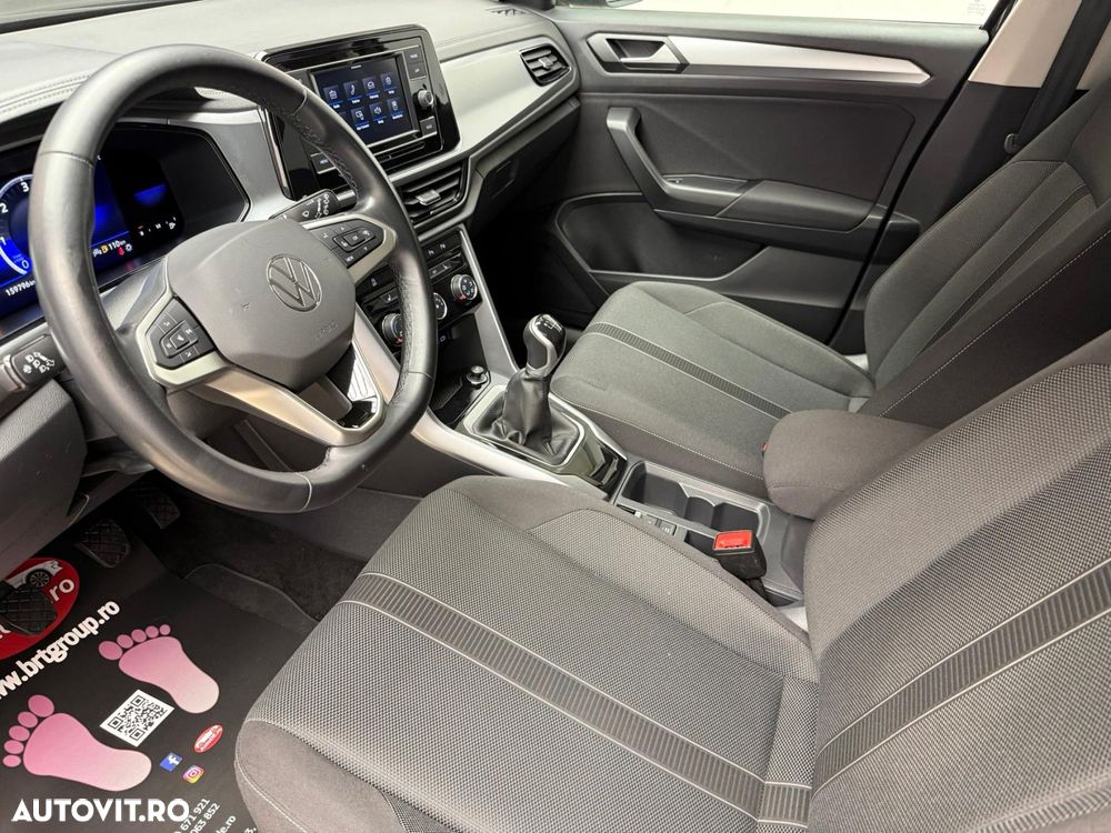 Volkswagen T-Roc - 6