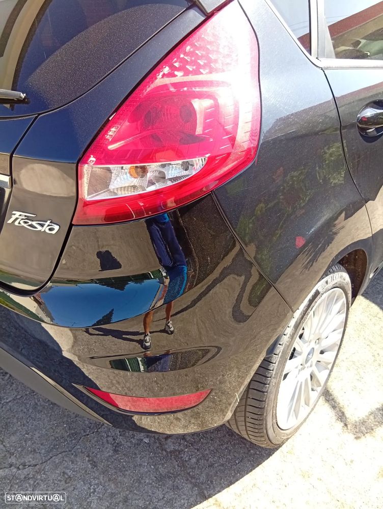 Ford Fiesta 1.4 TDCI Titanium - 8