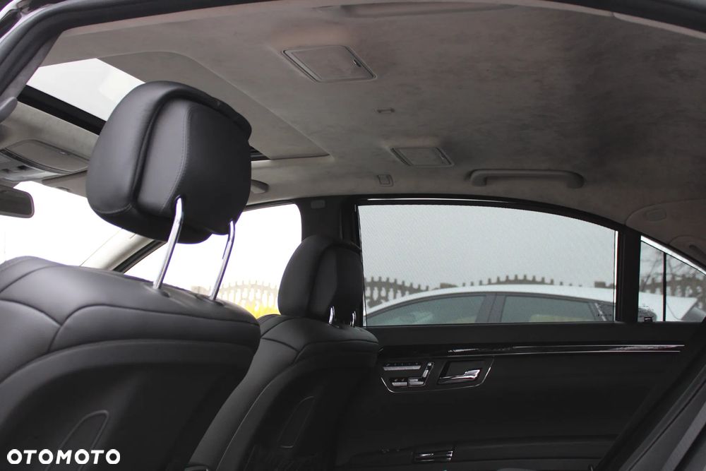 Mercedes-Benz Klasa S 63 AMG L 7G-TRONIC - 36