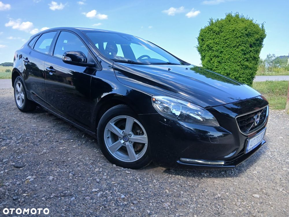 Volvo V40 D2 Momentum - 10