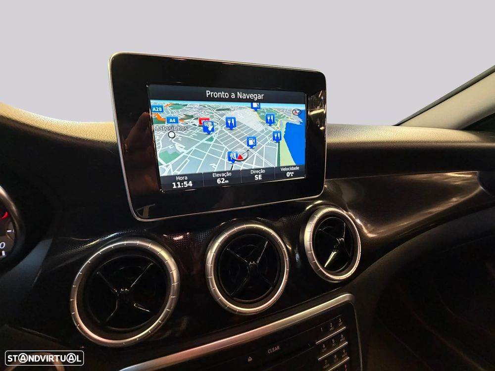 Mercedes-Benz CLA 180 d Shooting Brake Aut. — fotografia 18