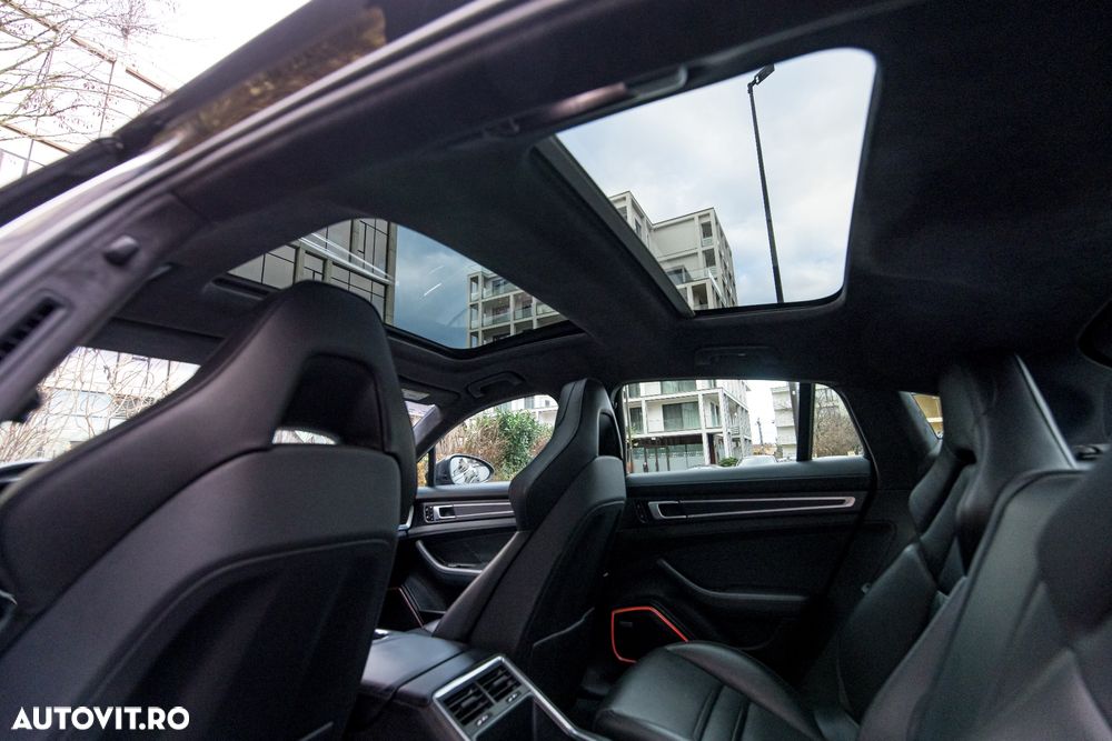 Porsche Panamera - 15