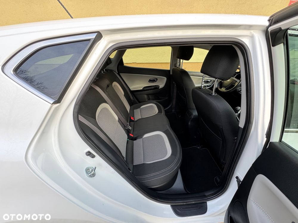 Kia Ceed 1.6 CRDi L - 8