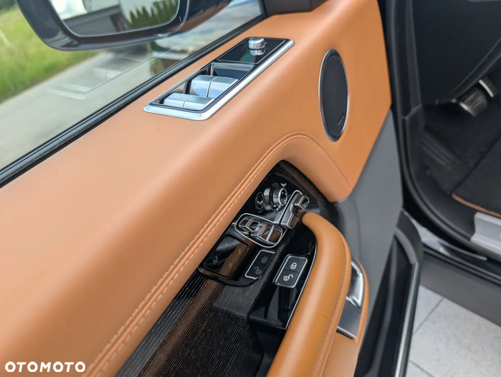 Land Rover Range Rover - 11