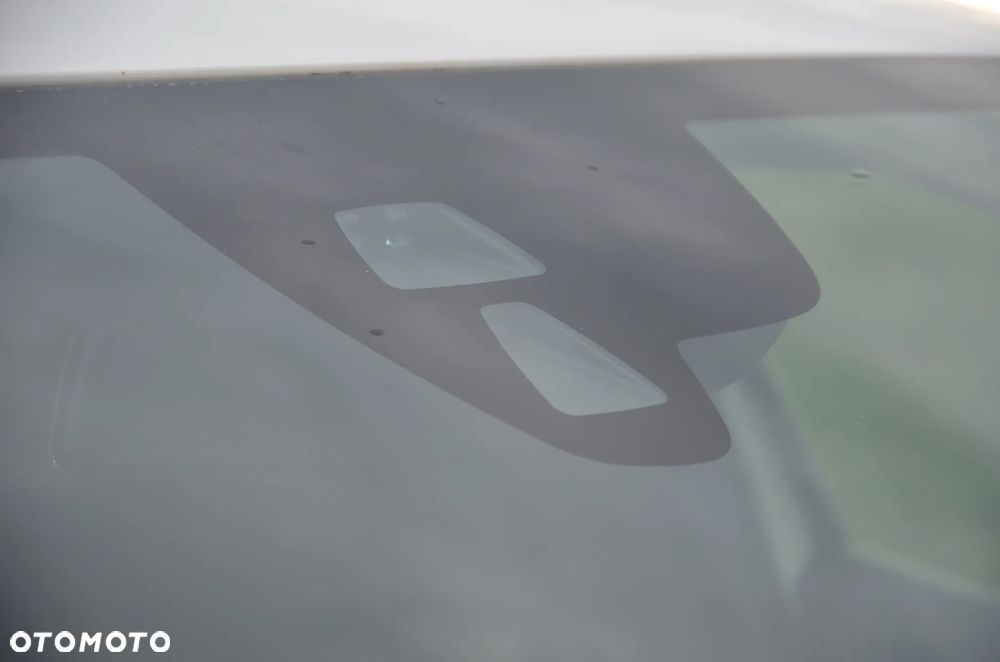 Volvo V40 T2 Kinetic - 31