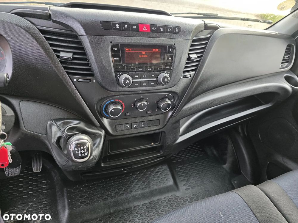 Iveco Daily 35c14 Kontener(8palet)+Winda - 9