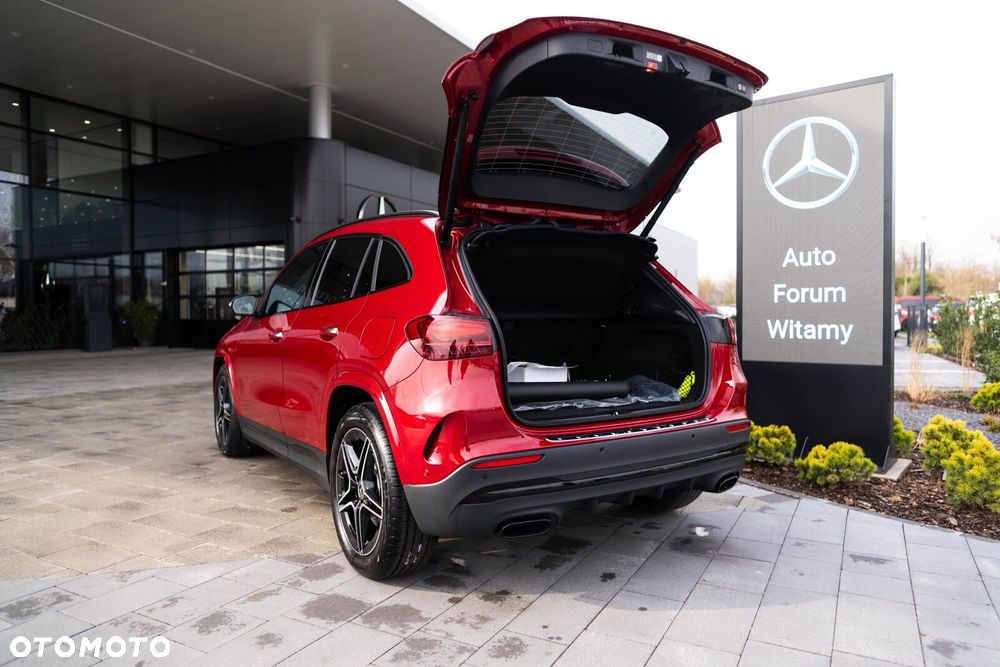 Mercedes-Benz GLA 200 4-Matic AMG Line - 27