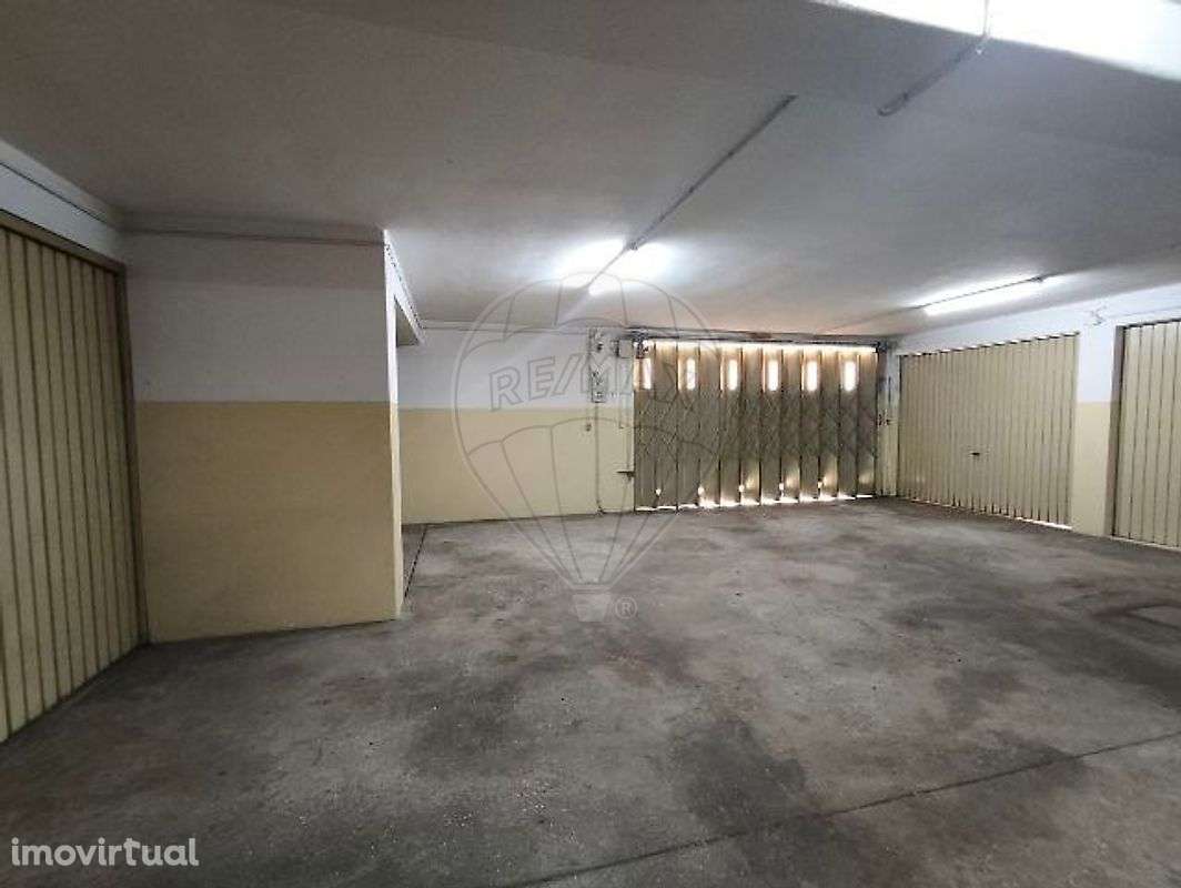 Garagem  para arrendamento - Grande imagem: 2/4