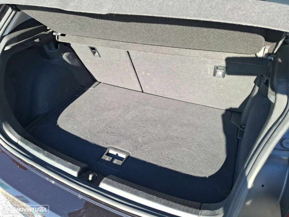 VW Polo 1.0 TSI Urban DSG - 24