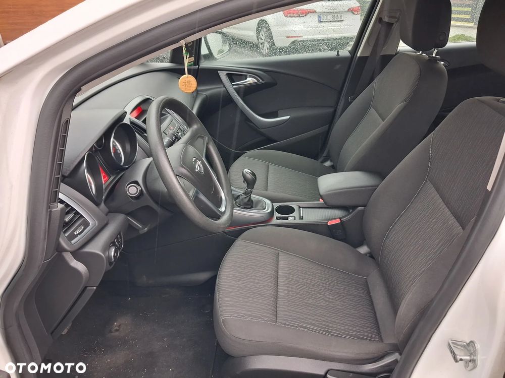 Opel Astra - 8