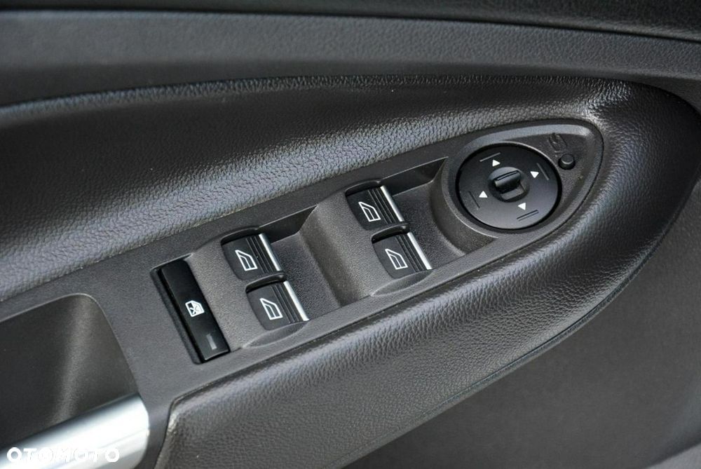Ford Kuga 1.5 EcoBoost 2x4 ST-Line - 26