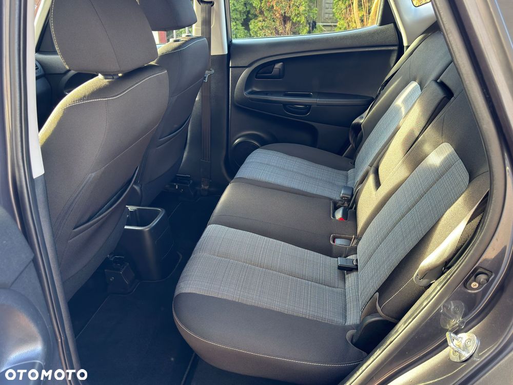 Kia Venga 1.4 CVVT Attract - 9