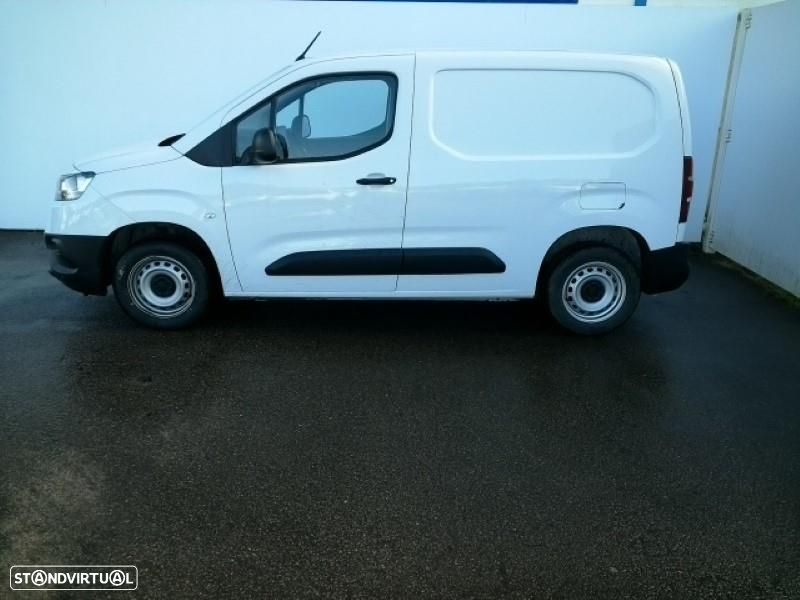 Toyota Proace - 1