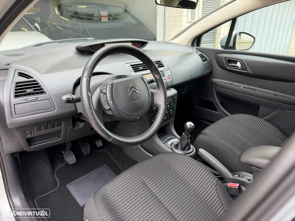 Citroën C4 1.6 HDi 110 SX - 10