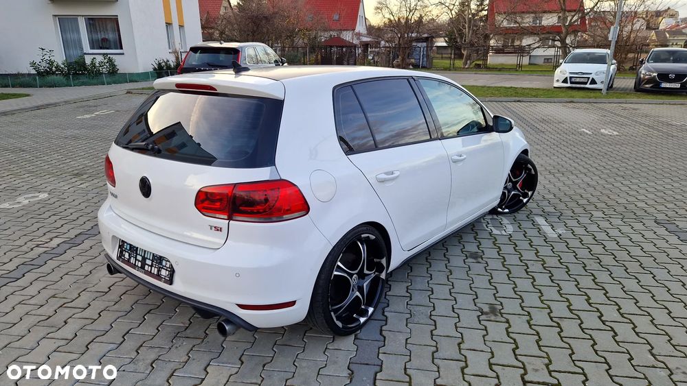 Volkswagen Golf 2.0 TSI GTI - 6