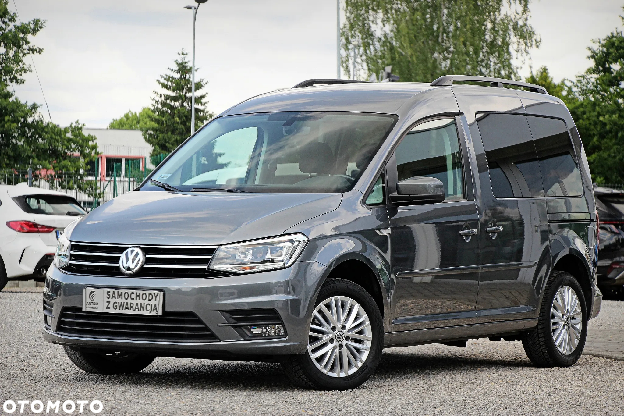 Volkswagen Caddy 2.0 TDI Comfortline DSG - 4