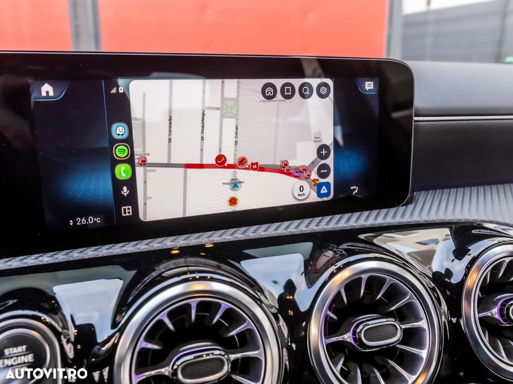 Mercedes-Benz A 180 7G-DCT - 8