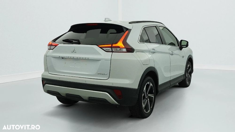 Mitsubishi Eclipse-Cross Plug-In Hybrid 4WD Plus Select - 8