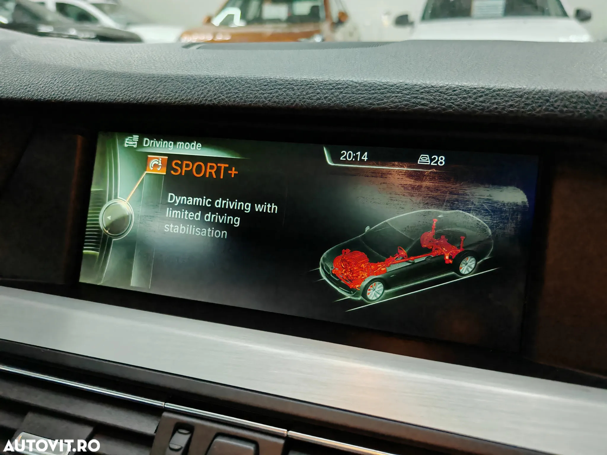 BMW Seria 5 520i Sport-Aut. - 34