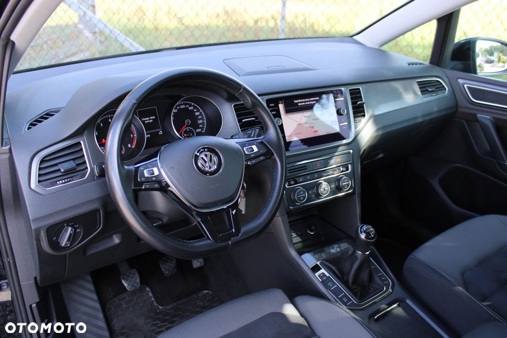 Volkswagen Golf Sportsvan - 12