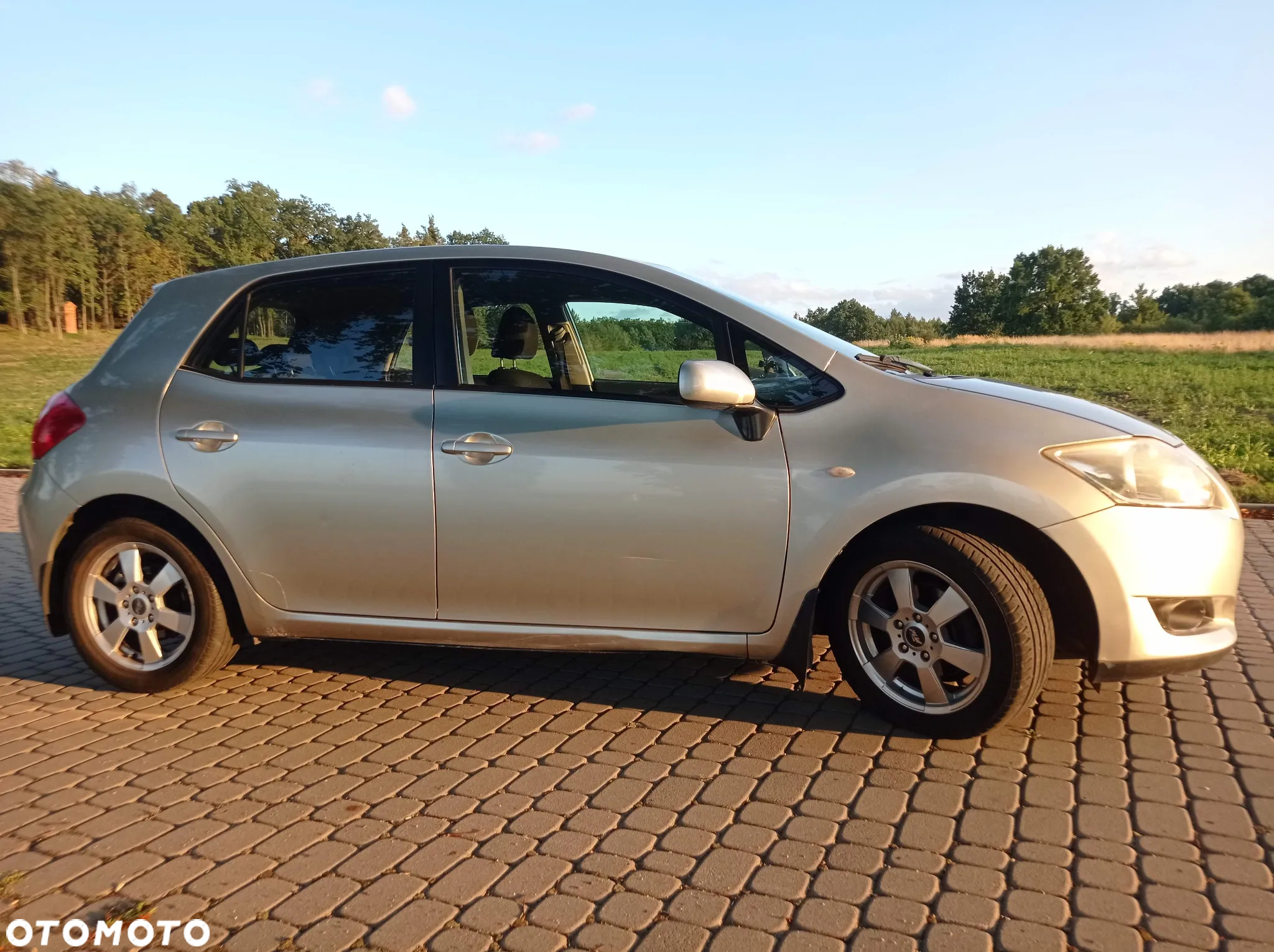 Toyota Auris 1.4 D-4D Luna MM - 8