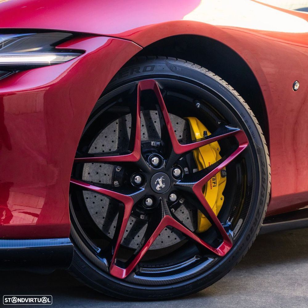 Ferrari Roma 3.9 Twin-Turbo V8 - 11
