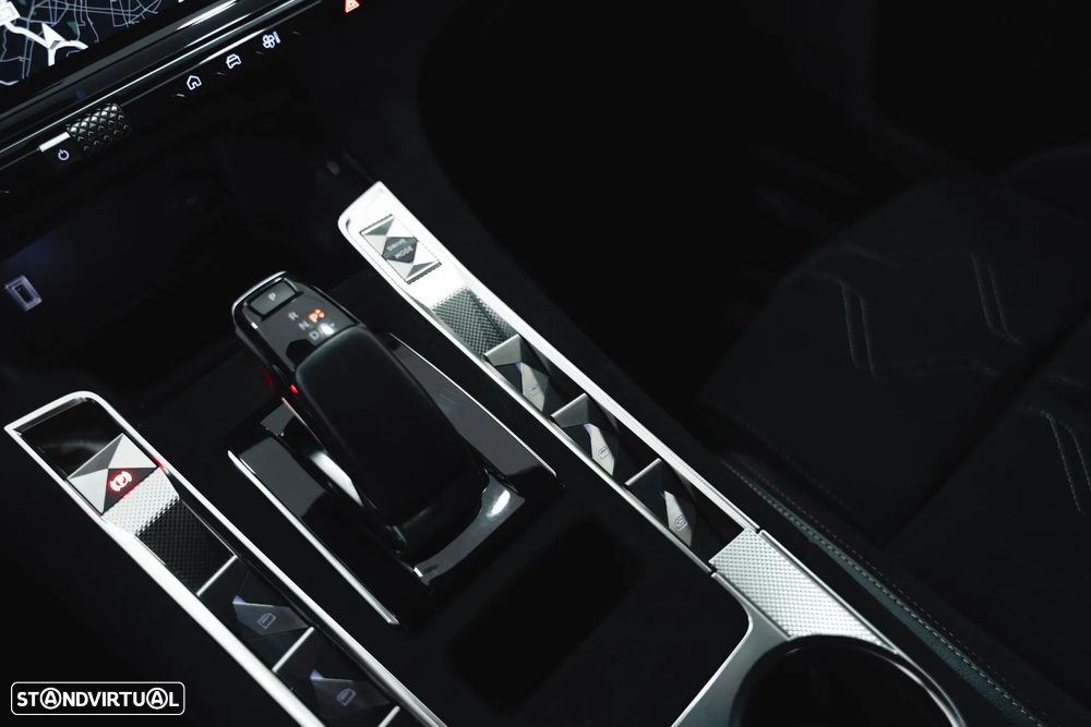 DS DS7 Crossback E-Tense Performance Line EAT8 - 37
