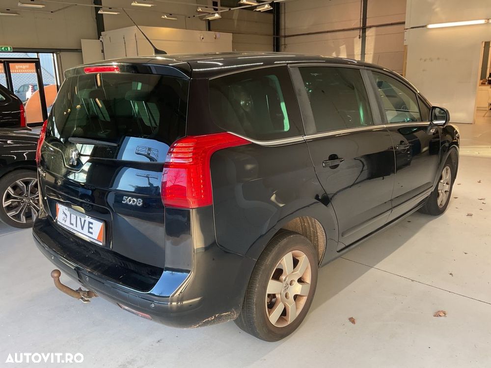 Peugeot 5008 120 VTi Premium - 3