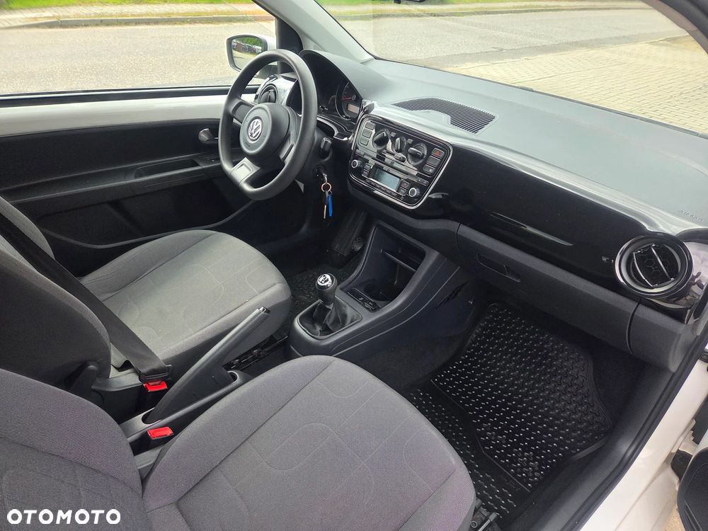 Volkswagen up! 1.0 move - 6