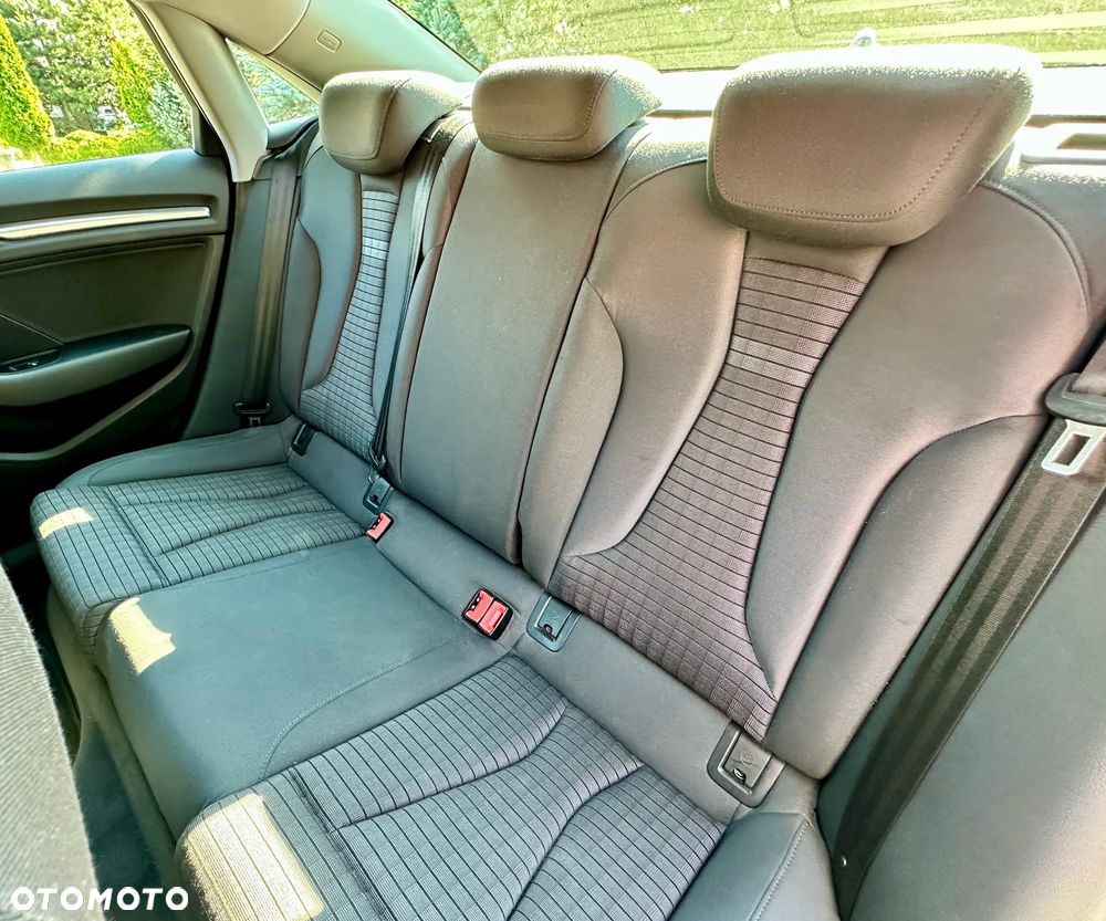 Audi A3 Limousine 30 TFSI sport - 17