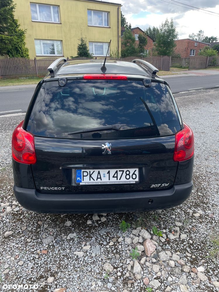 Peugeot 207 - 4