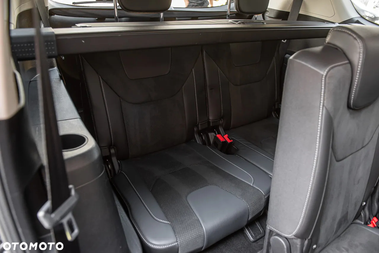 Ford S-Max 2.0 EcoBlue Bi-Turbo ST-LINE - 36