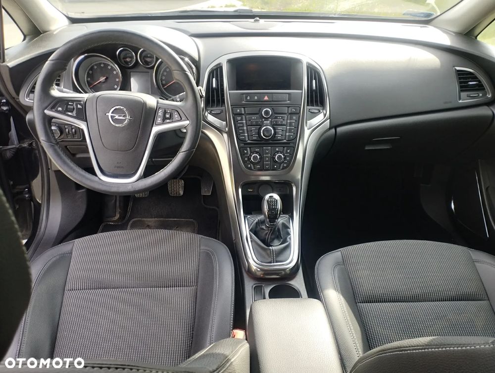 Opel Astra 1.4 Turbo - 6