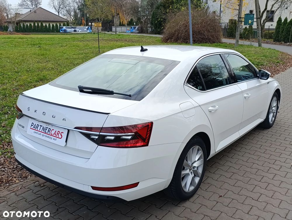 Skoda Superb 1.5 TSI ACT Ambition - 3